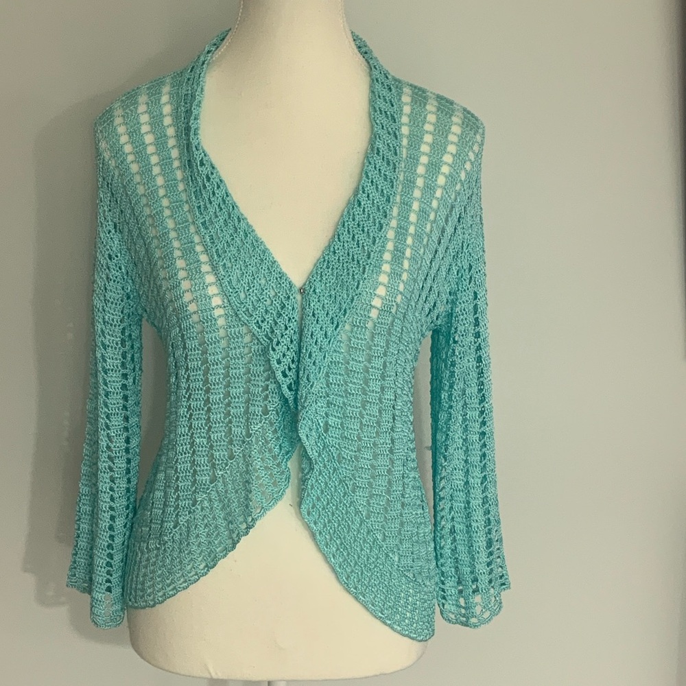 Elegant OLSEN Size 8 Turquoise Open-Knit Sweater